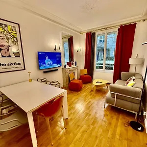 Charming 2 Bedroom With Huge Private Terrace Apartamento París